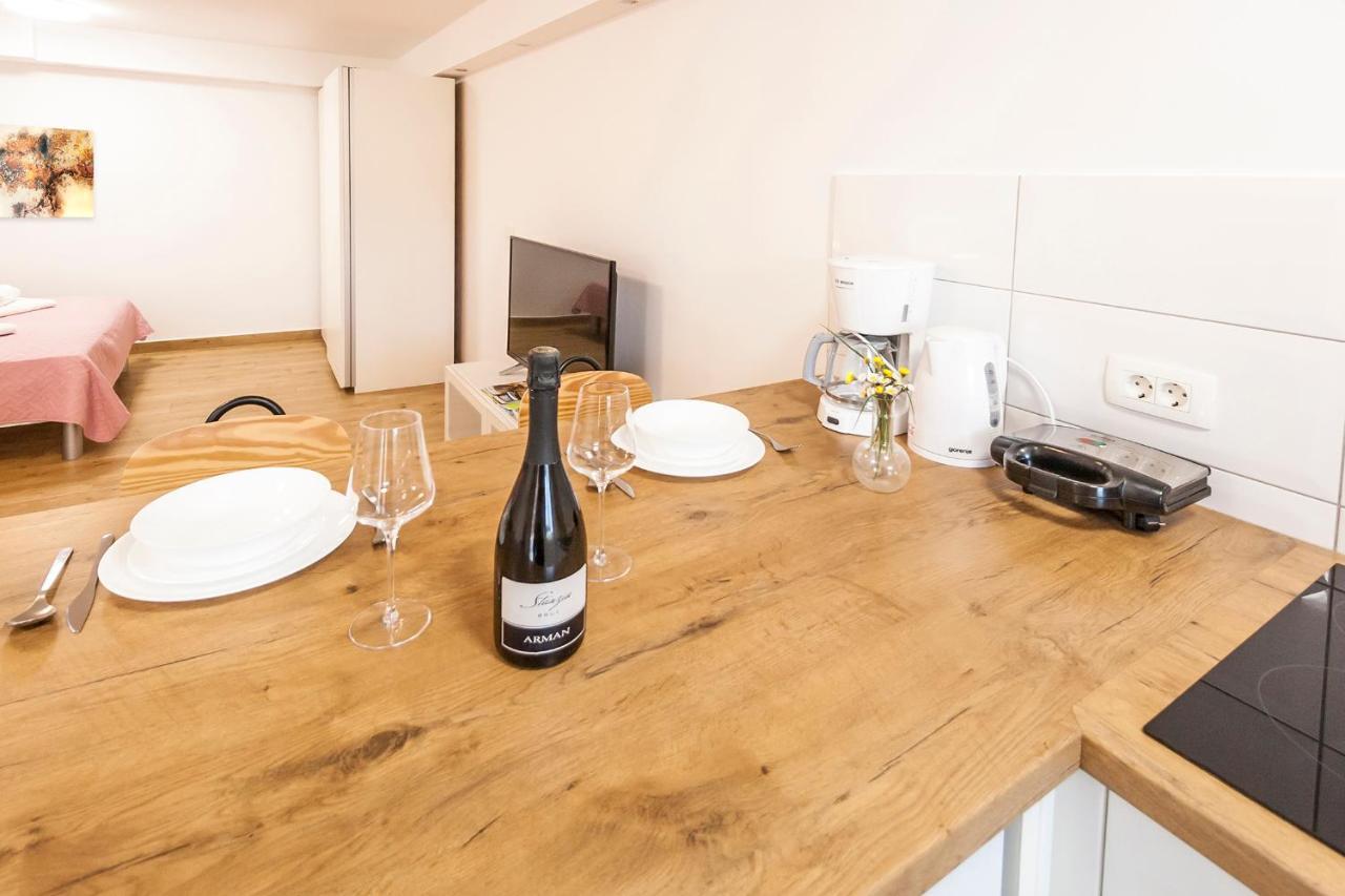 Studio & Apartment 'The Roots Apartments' Near Pula, Istria, Croatia Esterno foto