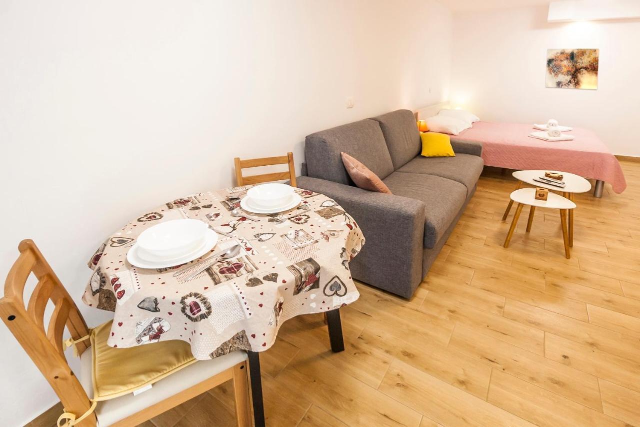 Studio & Apartment 'The Roots Apartments' Near Pula, Istria, Croatia Esterno foto